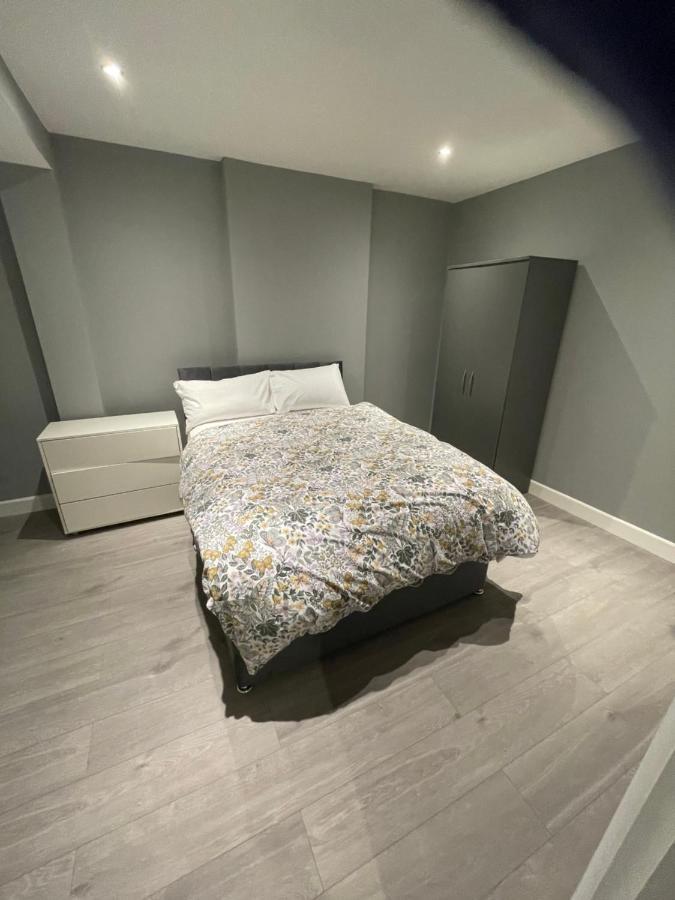 Vale Nky Apartment Rooms ロンドン エクステリア 写真